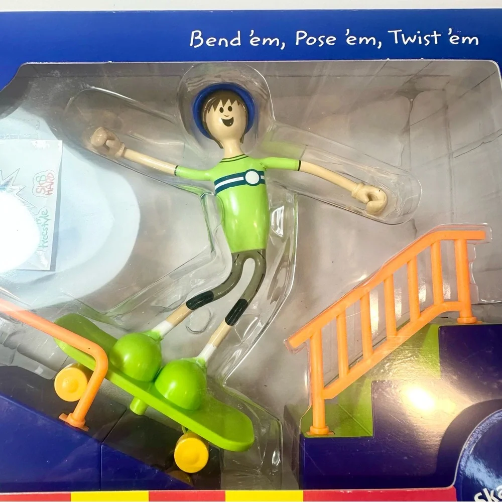 Bendos Kid Galaxy Set Skateboards Sport Set 2001 Y2K Collectible Figures